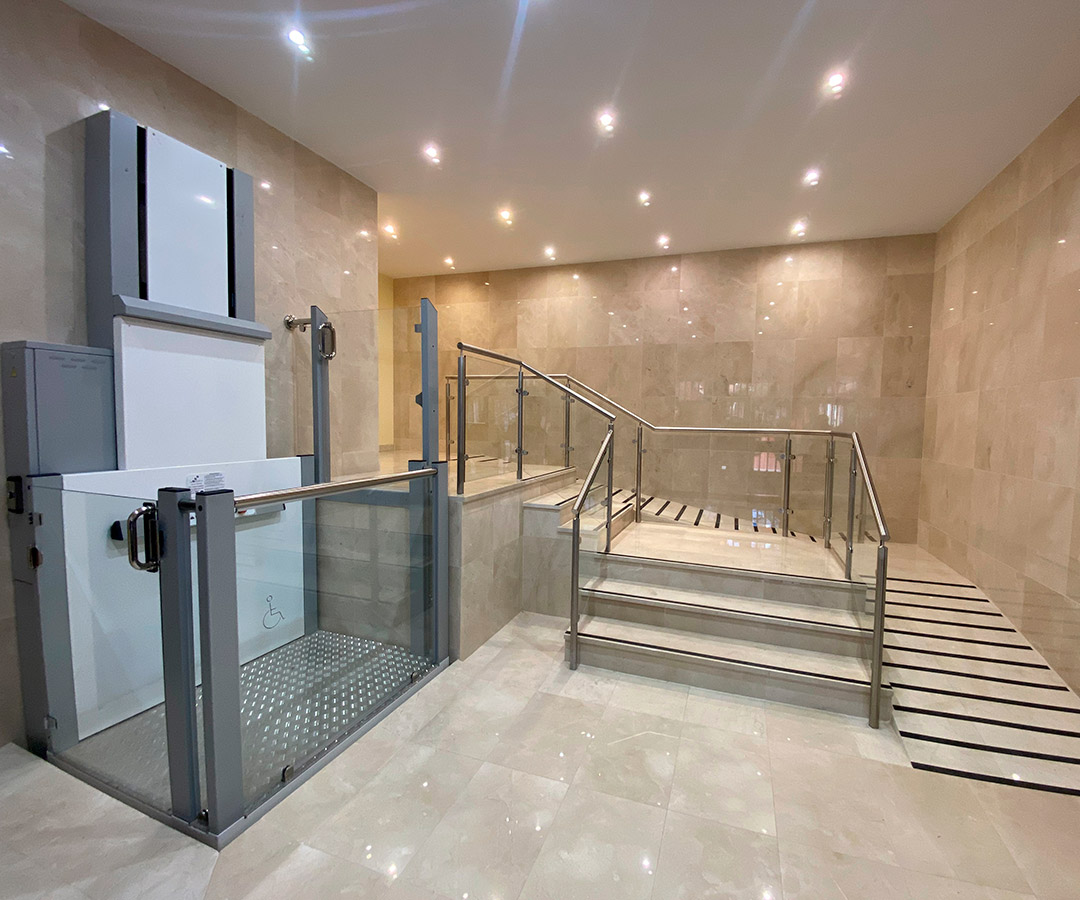 Obra para mejorar la Accesibilidad en un edificio de Madrid, obra realizada por Arquicite